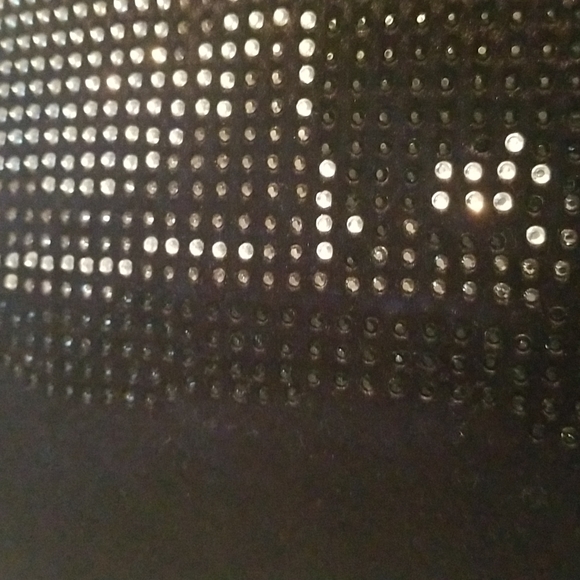 GILI by Jill Martin 18 x 18 pillow. - Picture 7 of 8